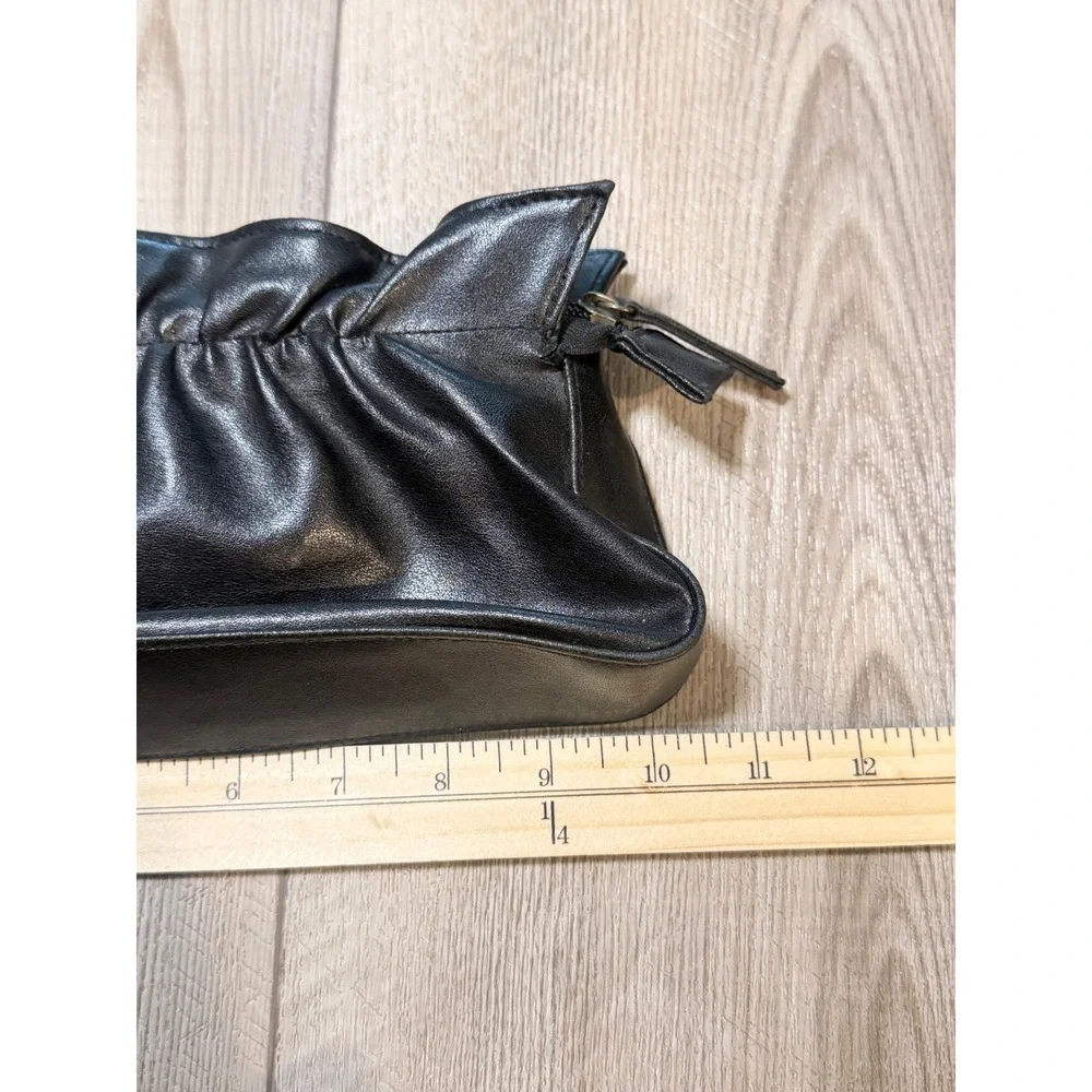 Vintage Black Ruffled Faux Leather Zippered Clutch‎ Evening Bag Handbag